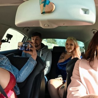 Ебенит шкуру в машине и рядом