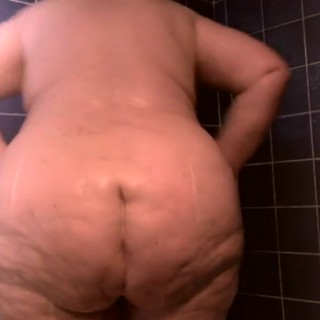 Порно зрелые лесби волосатые массаж