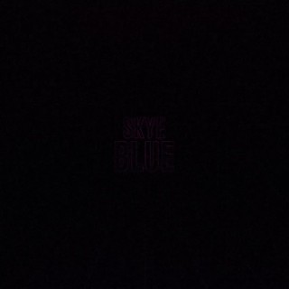 Парень долбится с двумя сисястыми крошками